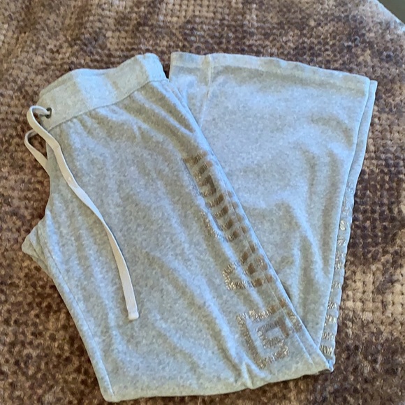 VS PINK velour wide leg sweat pants. - Picture 3 of 11